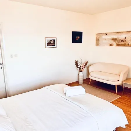 Luxury W Sea Sunset Views Apartment