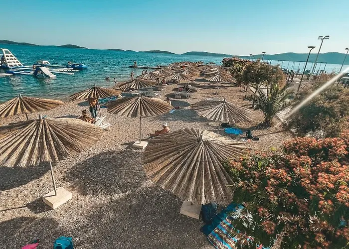 W Sea Sunset Views, 4 Stars,