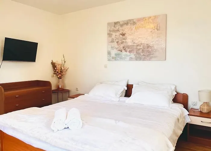 W Sea Sunset Views, 4 Stars, Apartman Sibenik