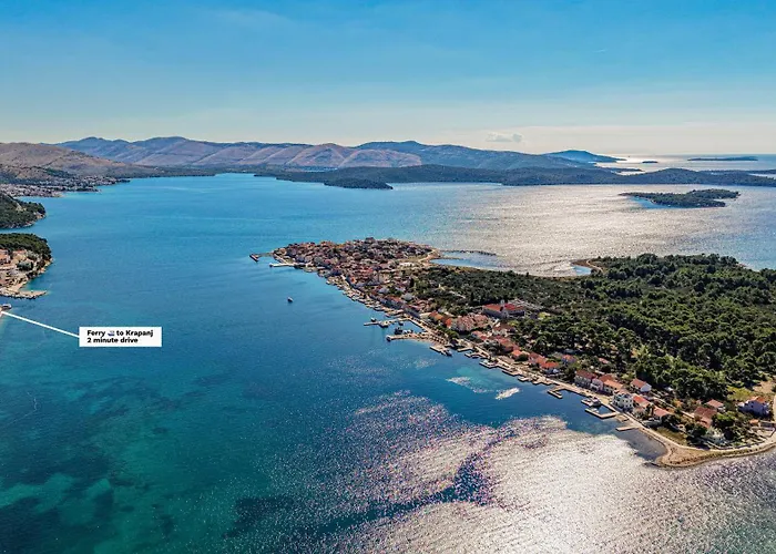 Luxury Beach Villa, Sibenik Apartment